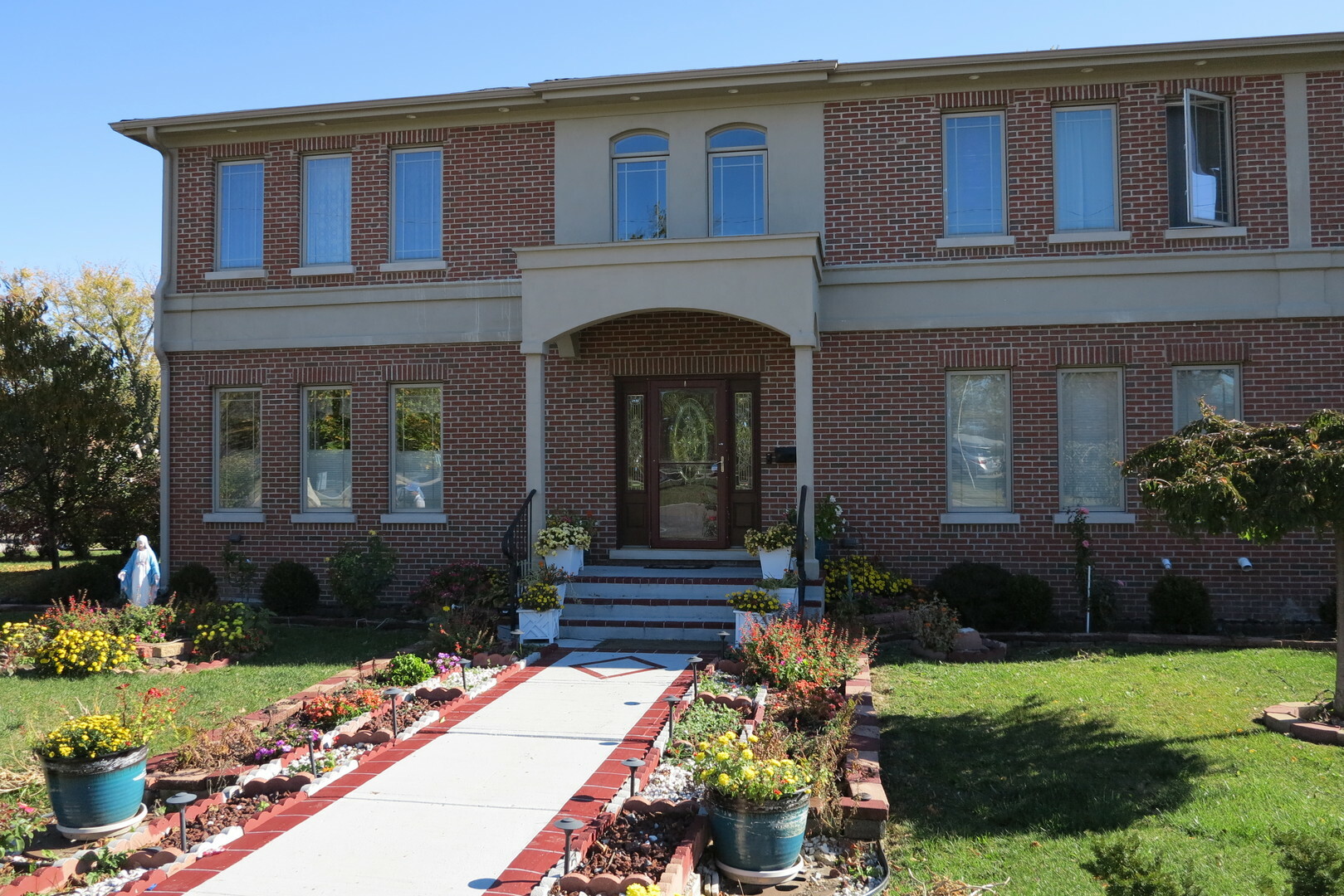 Property Photo: 7151 Church Street IL 60053