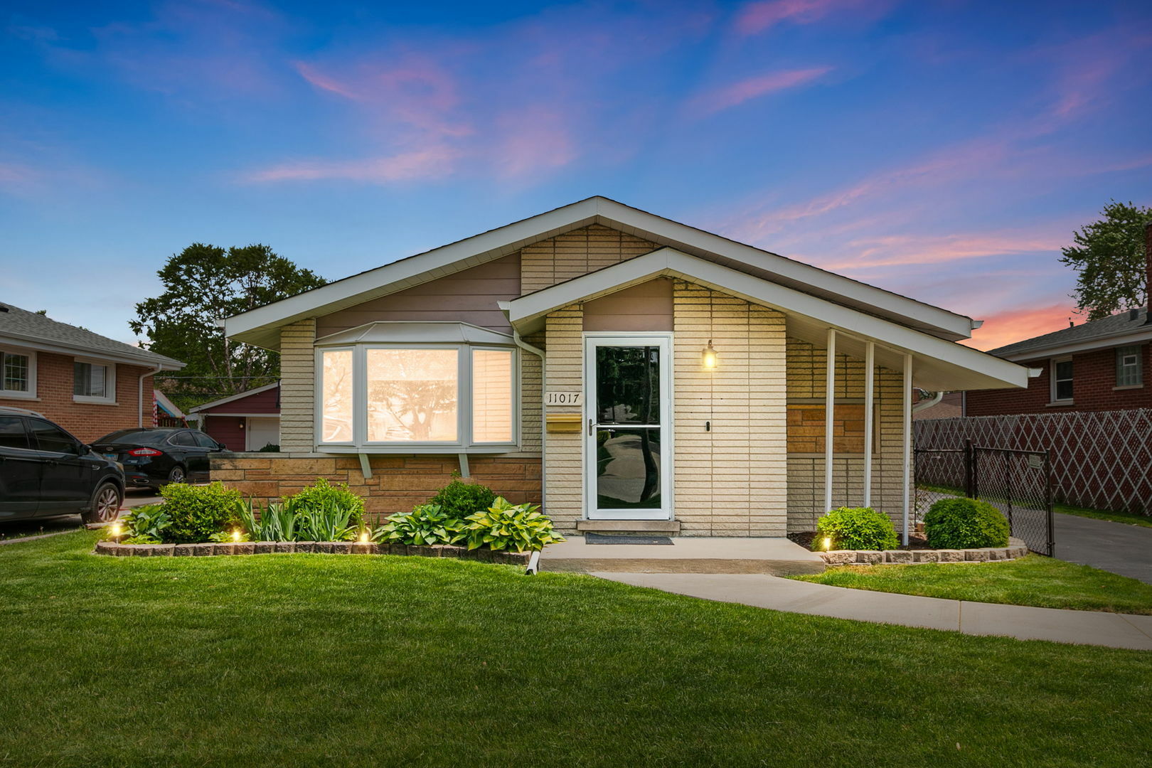 Property Photo: 11017 S Kilbourn Avenue IL 60453