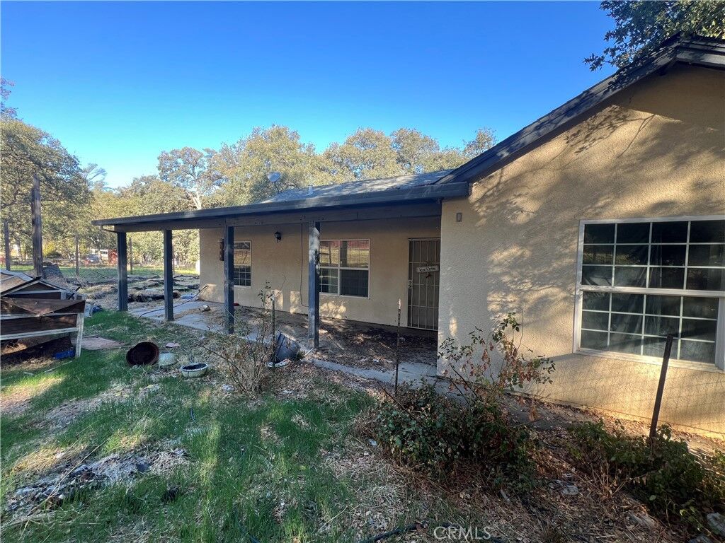 Property Photo: 7487 White Oak Road CA 96021
