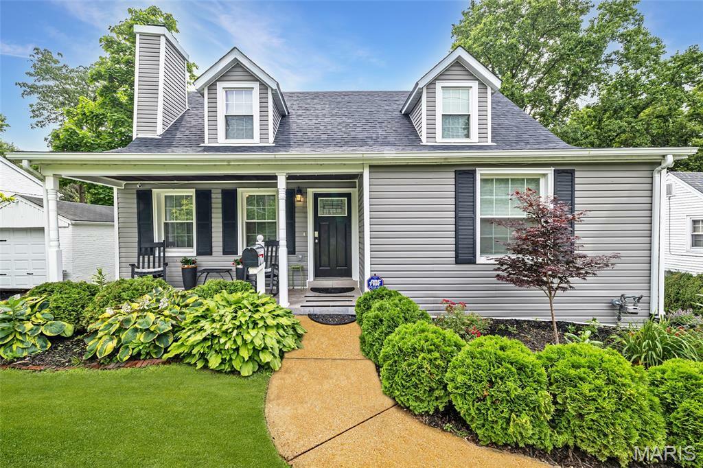 817 S Ballas Road  St Louis MO 63122 photo