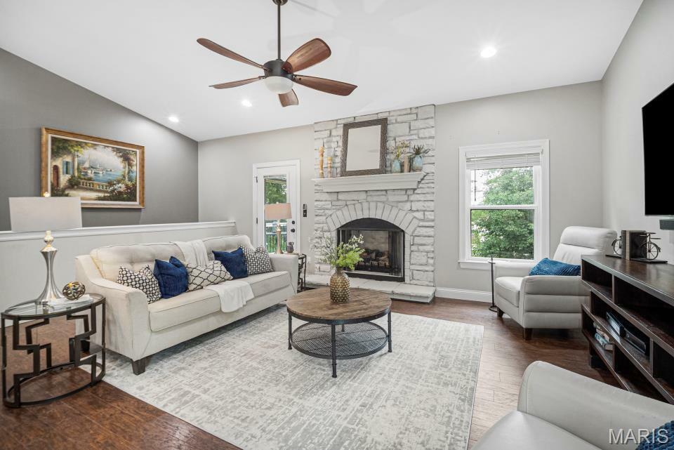 Property Photo:  1042 Windsor Crest Court  MO 63376 