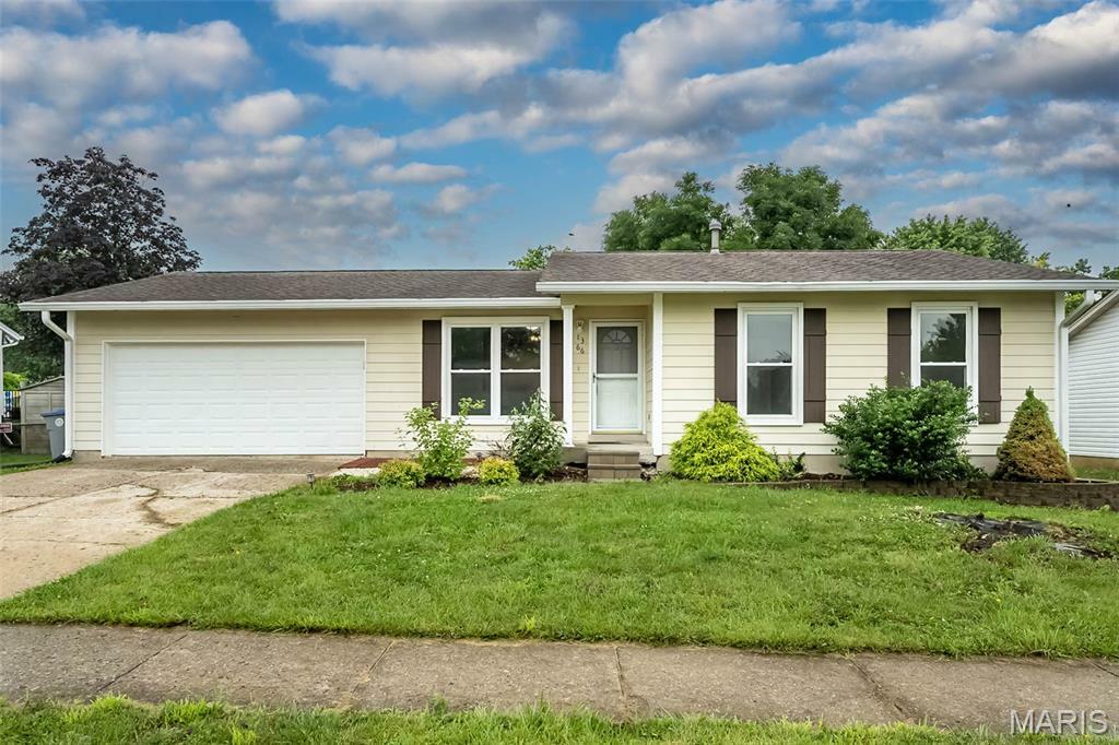 1366 War Bonnet Drive  O'Fallon MO 63366 photo