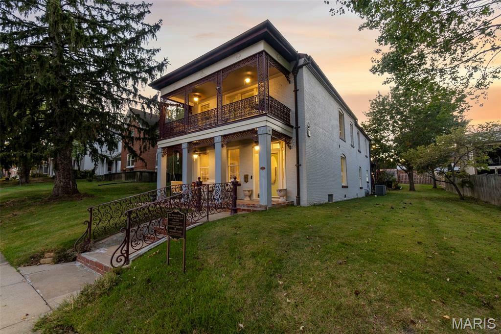 Property Photo: 309 S Spanish MO 63701