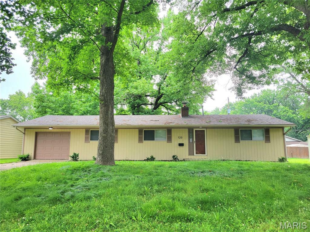 Property Photo: 120 Juniper Drive IL 62221