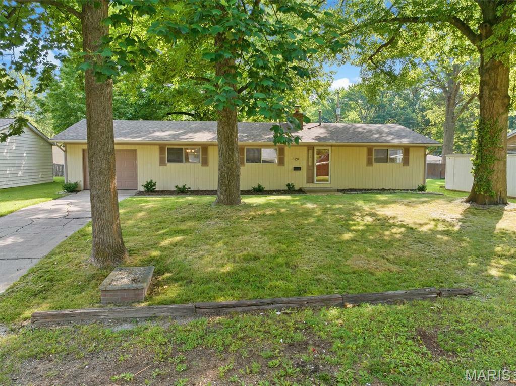 Property Photo: 120 Juniper Drive IL 62221