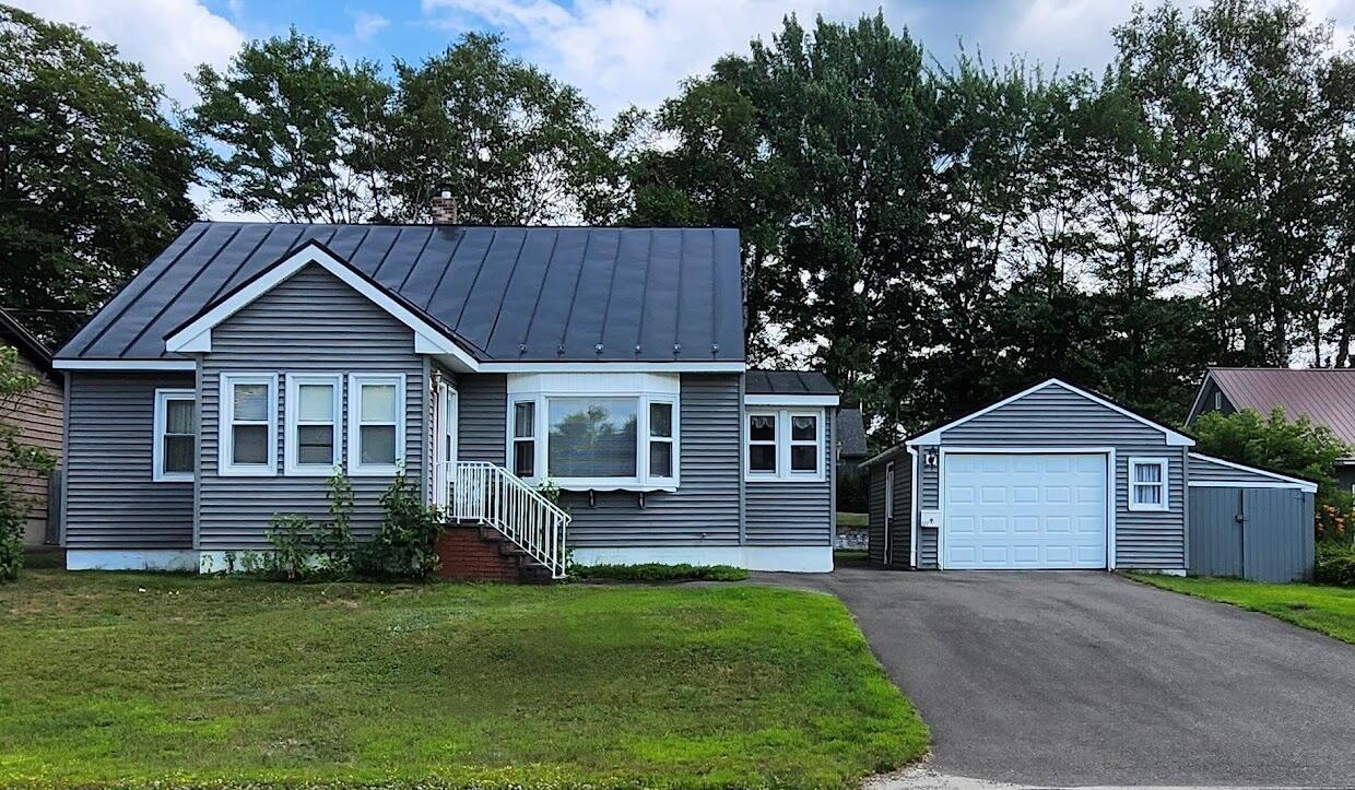 Property Photo:  177 Ohio Street  ME 04462 