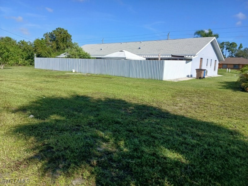 Property Photo: 4515 Douglas Lane FL 33973