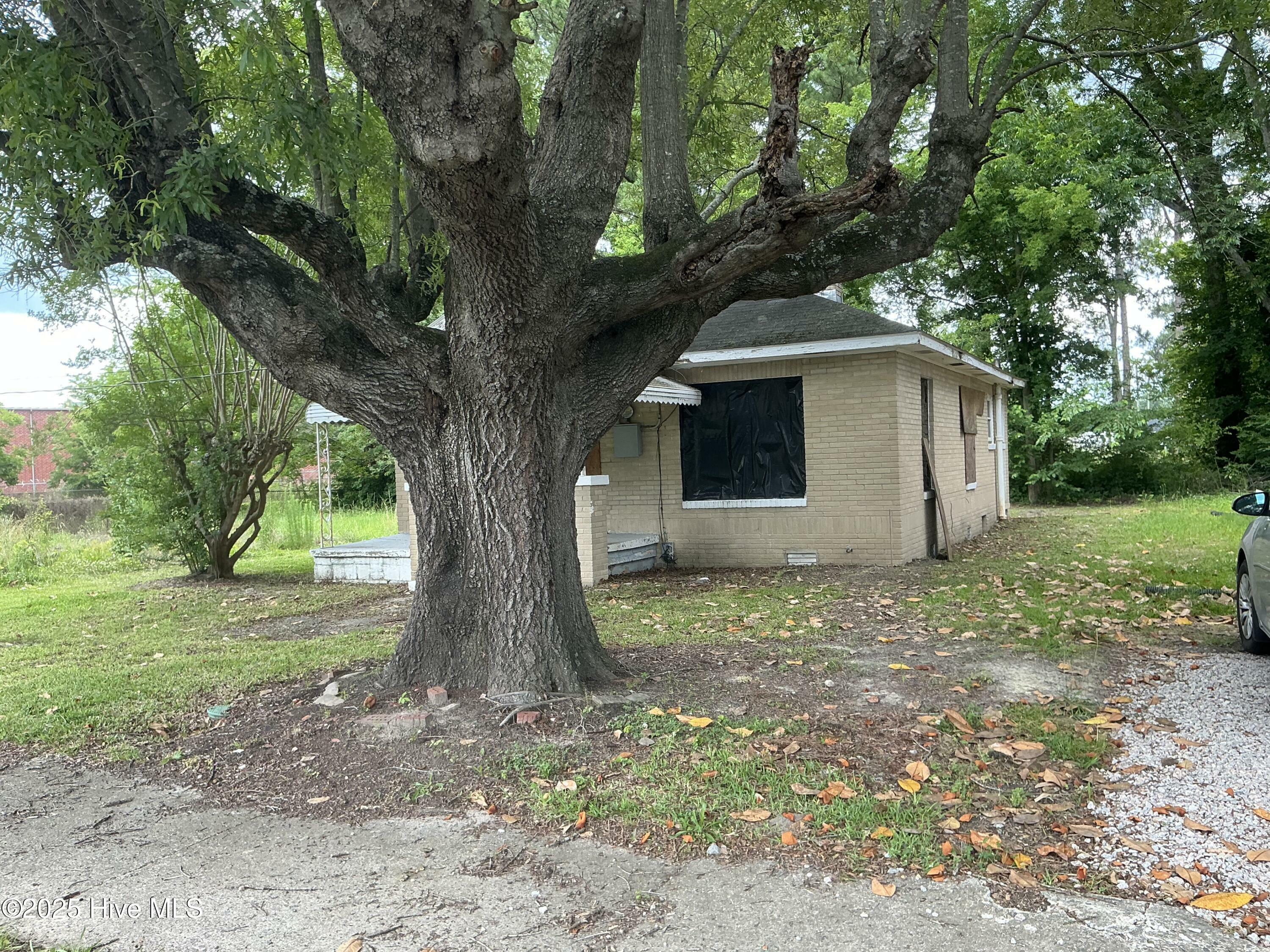 Property Photo: 209 Whitfield Drive NC 27530