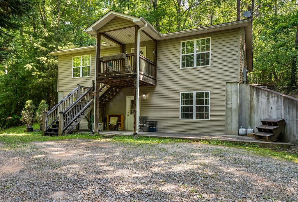 Property Photo: 191 Barker Lane GA 30560