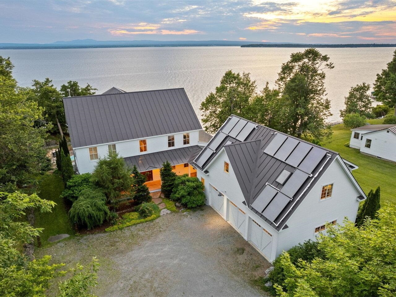 Property Photo:  565 West Shore Road  VT 05486 