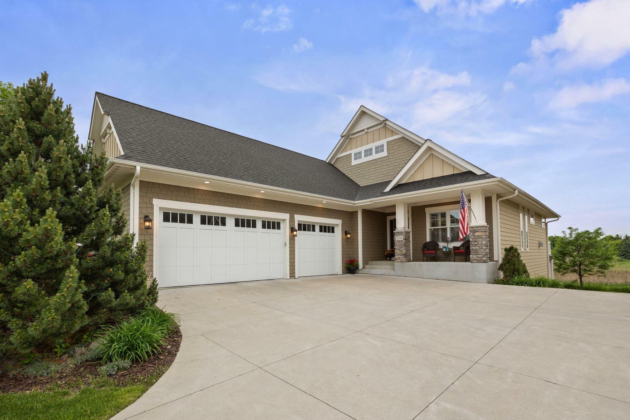 Property Photo:  3710 Talero Curve  MN 55318 
