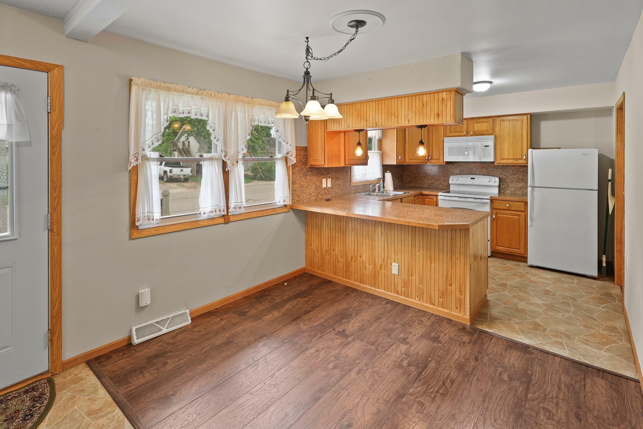 Property Photo: 130 Chestnut Street E MN 55302