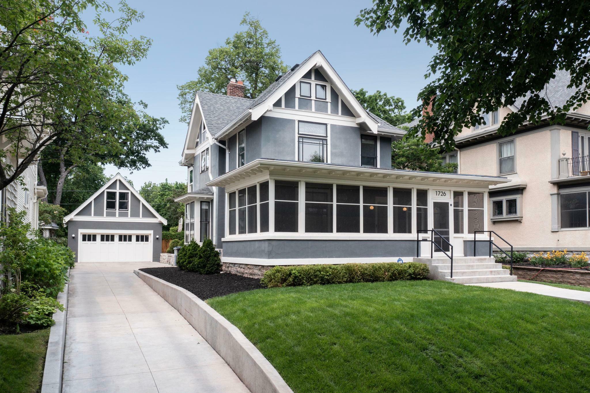 Property Photo: 1726 Irving Avenue S MN 55403