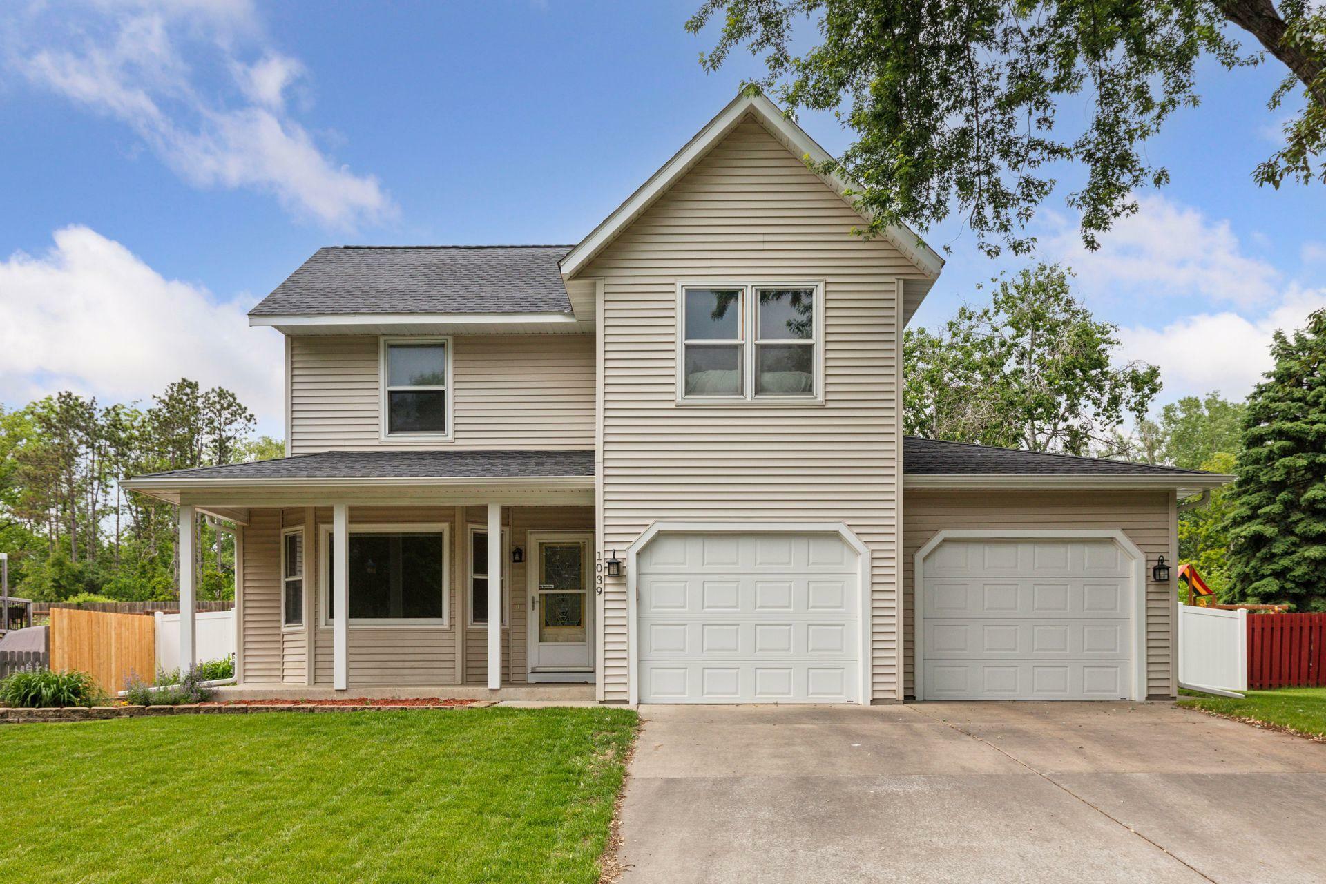 Property Photo: 1039 Briar Creek Road MN 55123