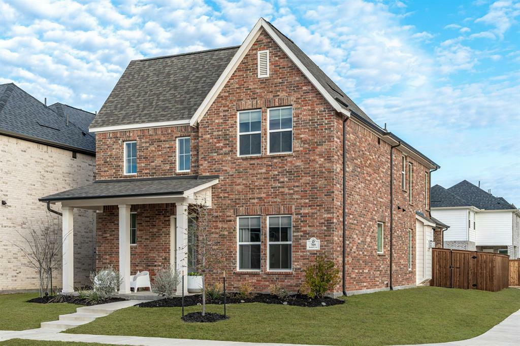 Property Photo: 709 Kendall Lane TX 75009
