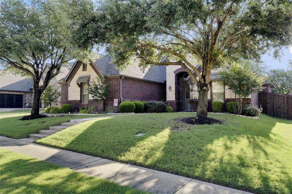 Property Photo: 6520 Stone Creek Drive TX 76182