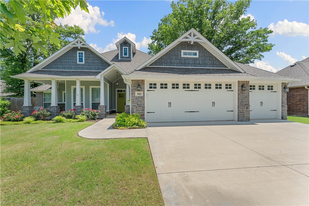 Property Photo: 102 Crawford Street AR 72751