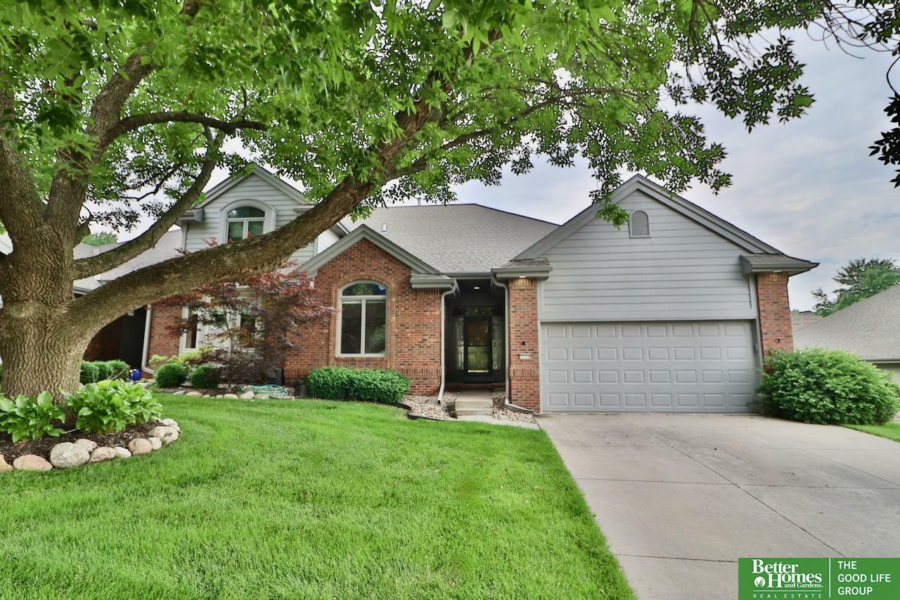 Property Photo: 2330 N 133rd Circle NE 68164