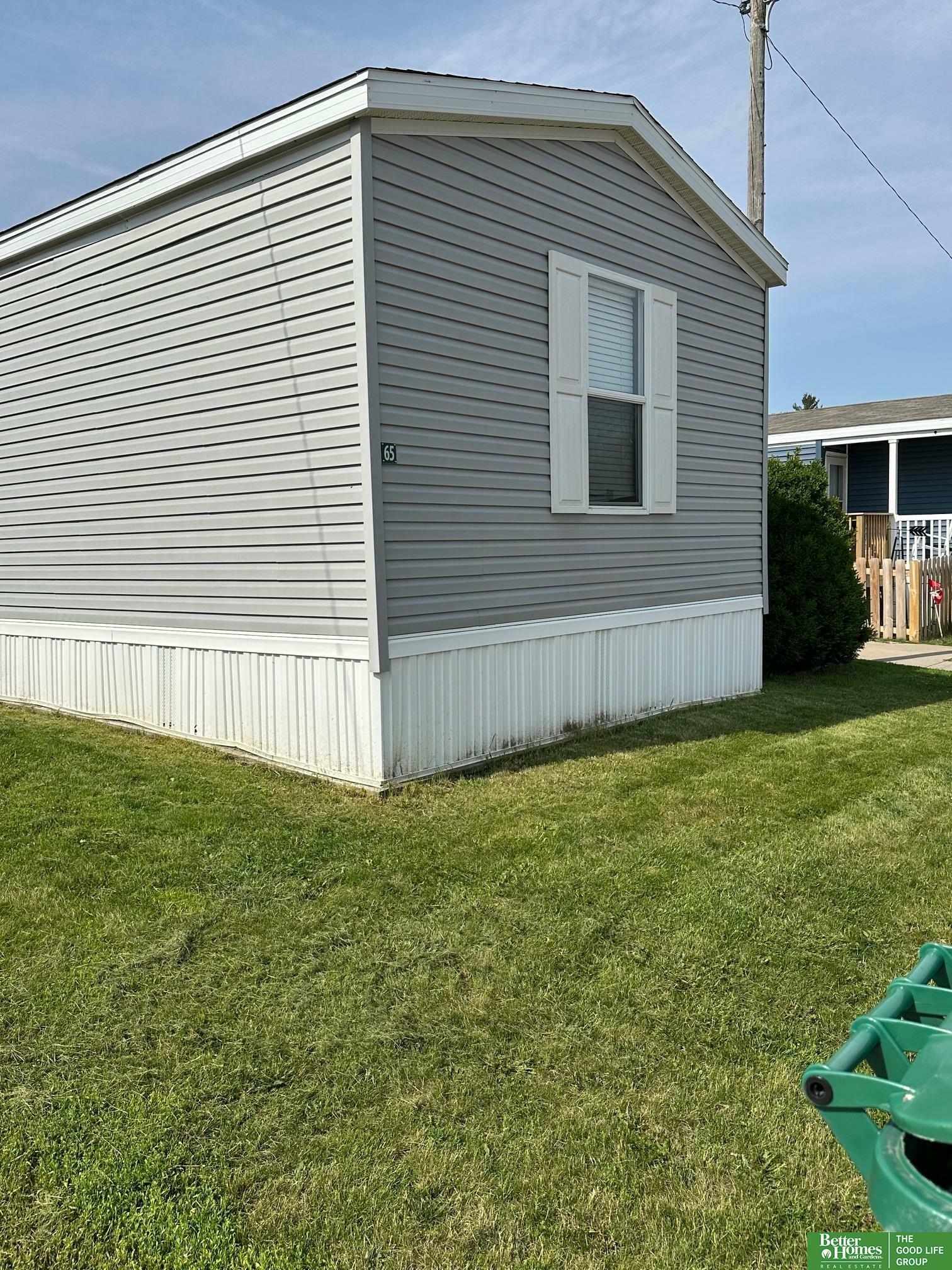 Property Photo: 2425 S 15 Street 65 NE 68048