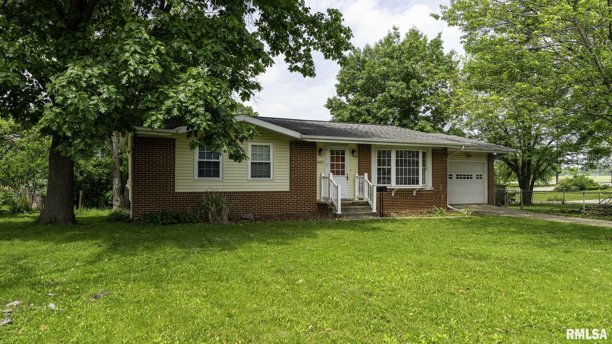 Property Photo: 6011 N Keenland Avenue IL 61614