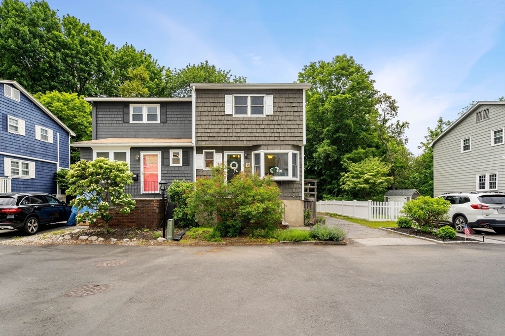 Property Photo: 18 Lincoln Park MA 01945