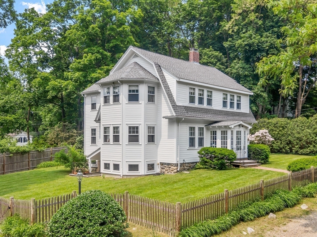 Property Photo: 10 Torr Street MA 01810