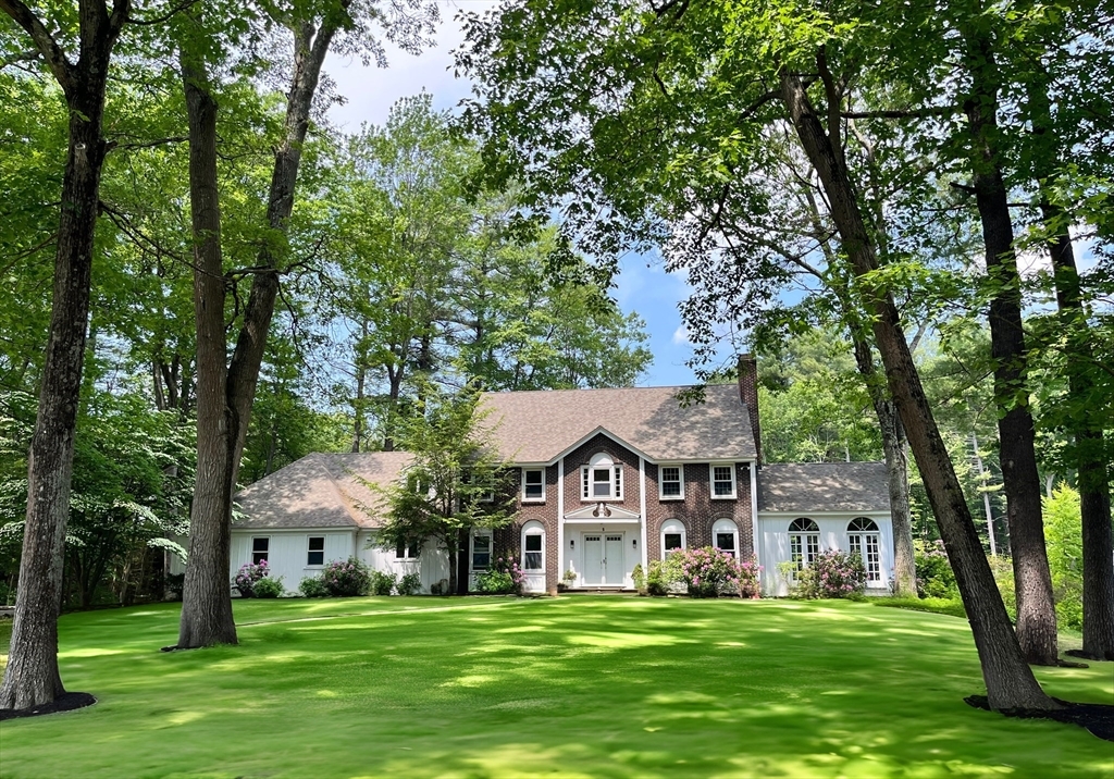 Property Photo: 5 Taintor Dr MA 01776