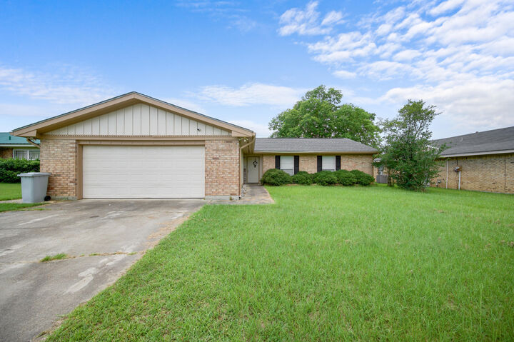 2113 Melon Street  Deridder LA 70634 photo