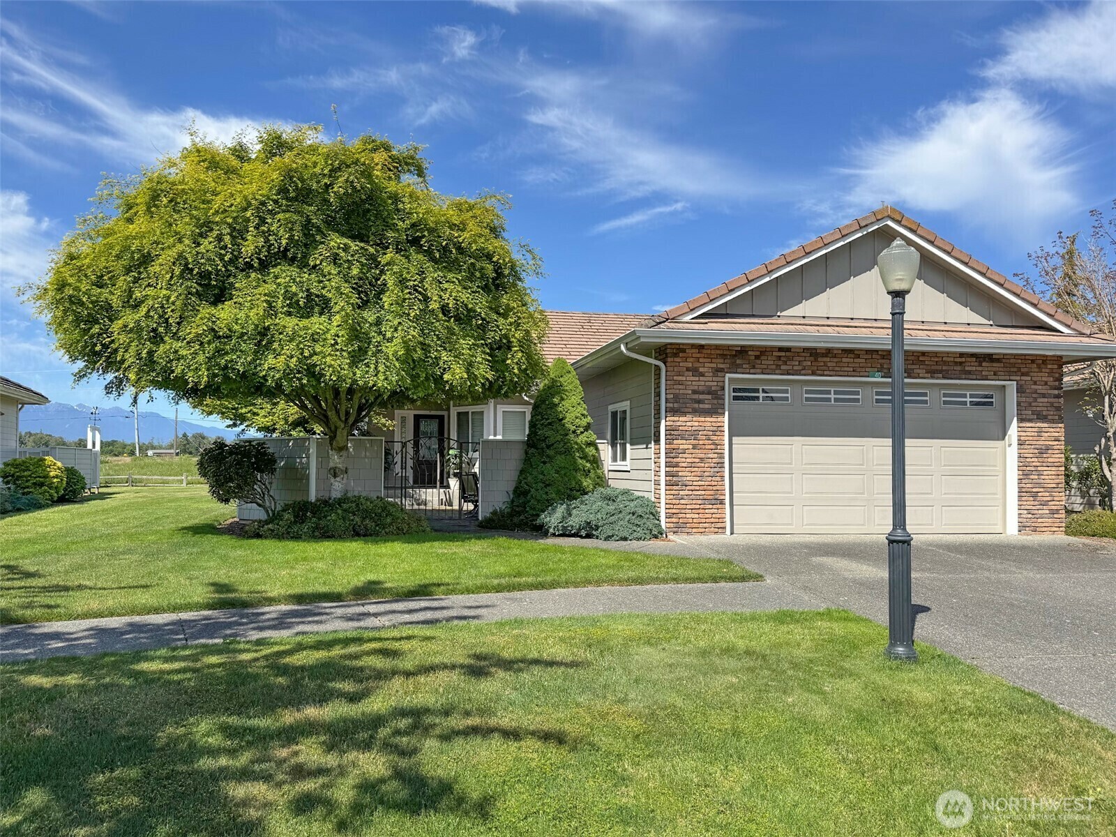 Property Photo: 40 Cascadia Loop WA 98382