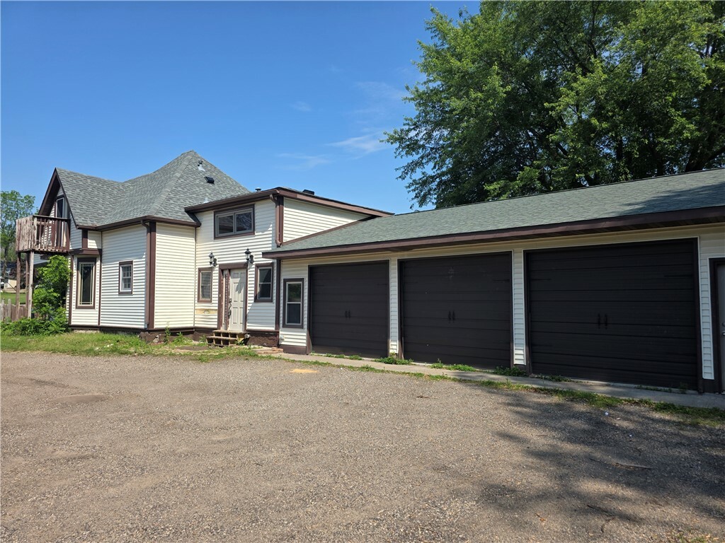 Property Photo: 630 10th Avenue WI 54002