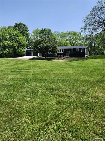 1985 W Miller Road  Perry Twp MI 48857 photo