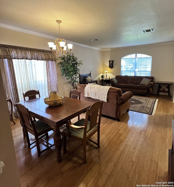 Property Photo: 1110 Tetford TX 78253