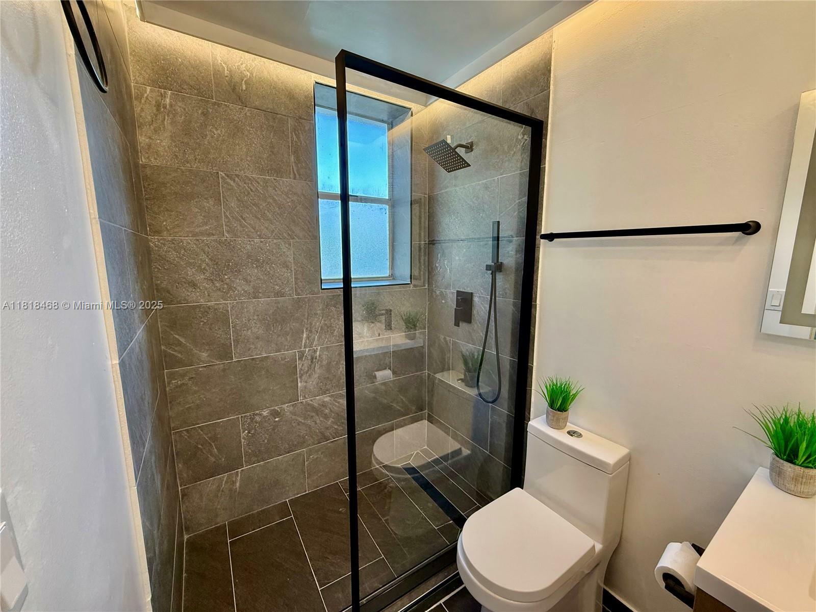 Property Photo: 1502 Jefferson Ave 106 FL 33139