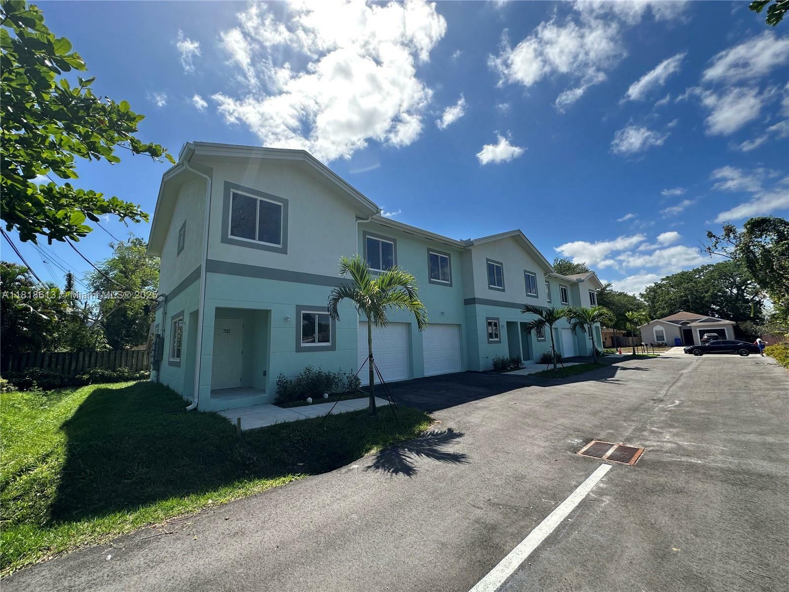 Property Photo: 730 NW 2nd Ave 0 FL 33311