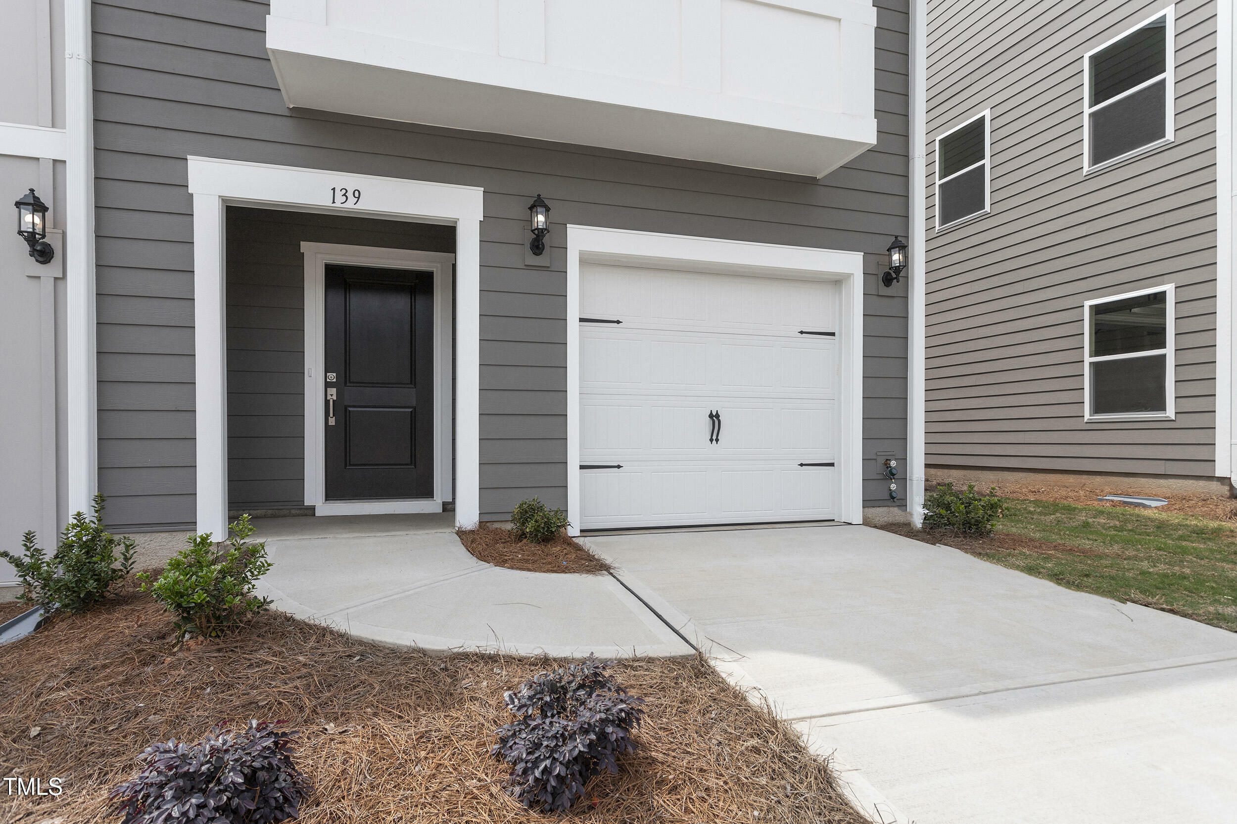 Property Photo: 139 Central Townes Way 306 NC 27603