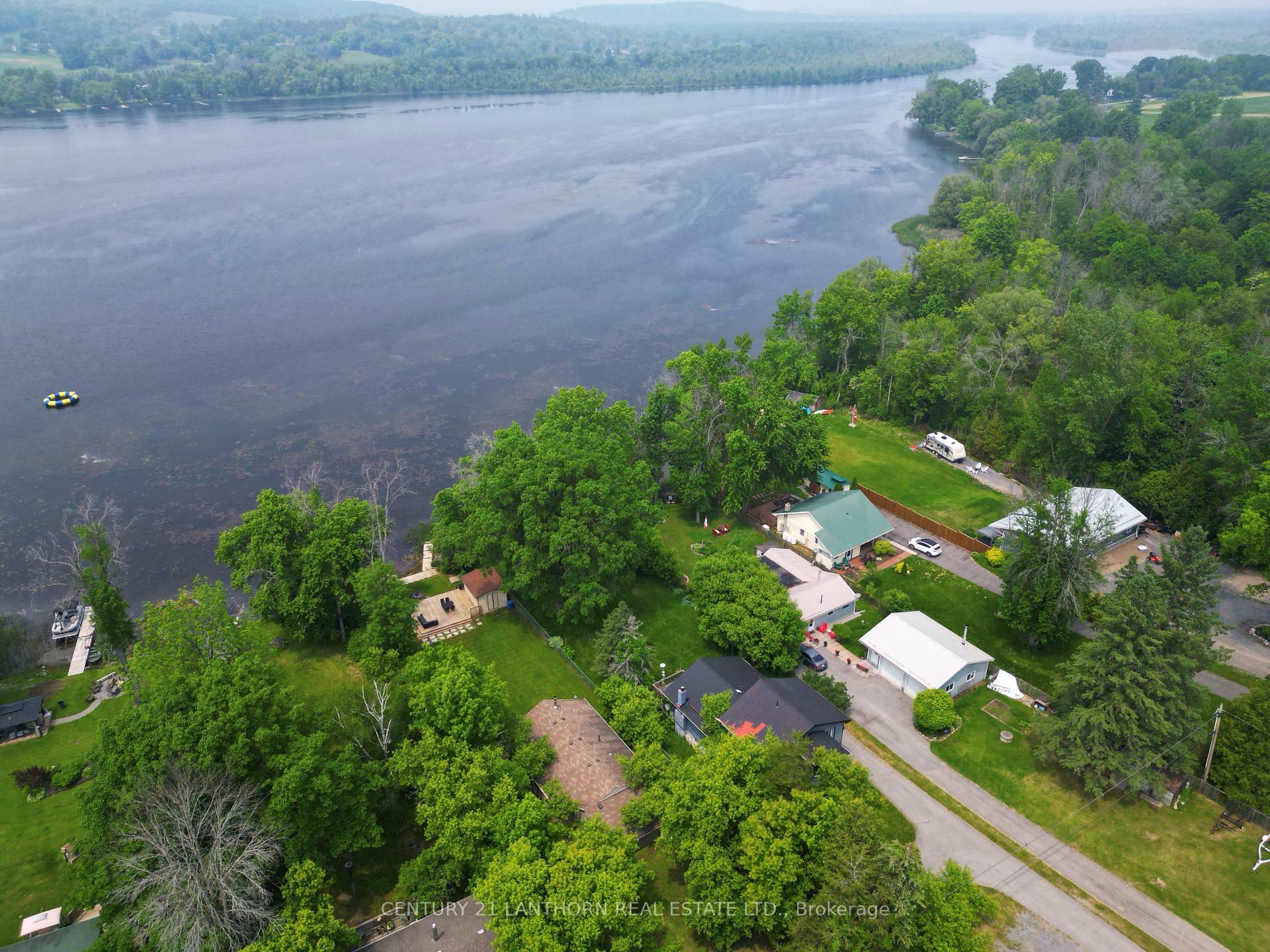 809A Frankford-Stirling Road  Quinte West ON K0K 2C0 photo