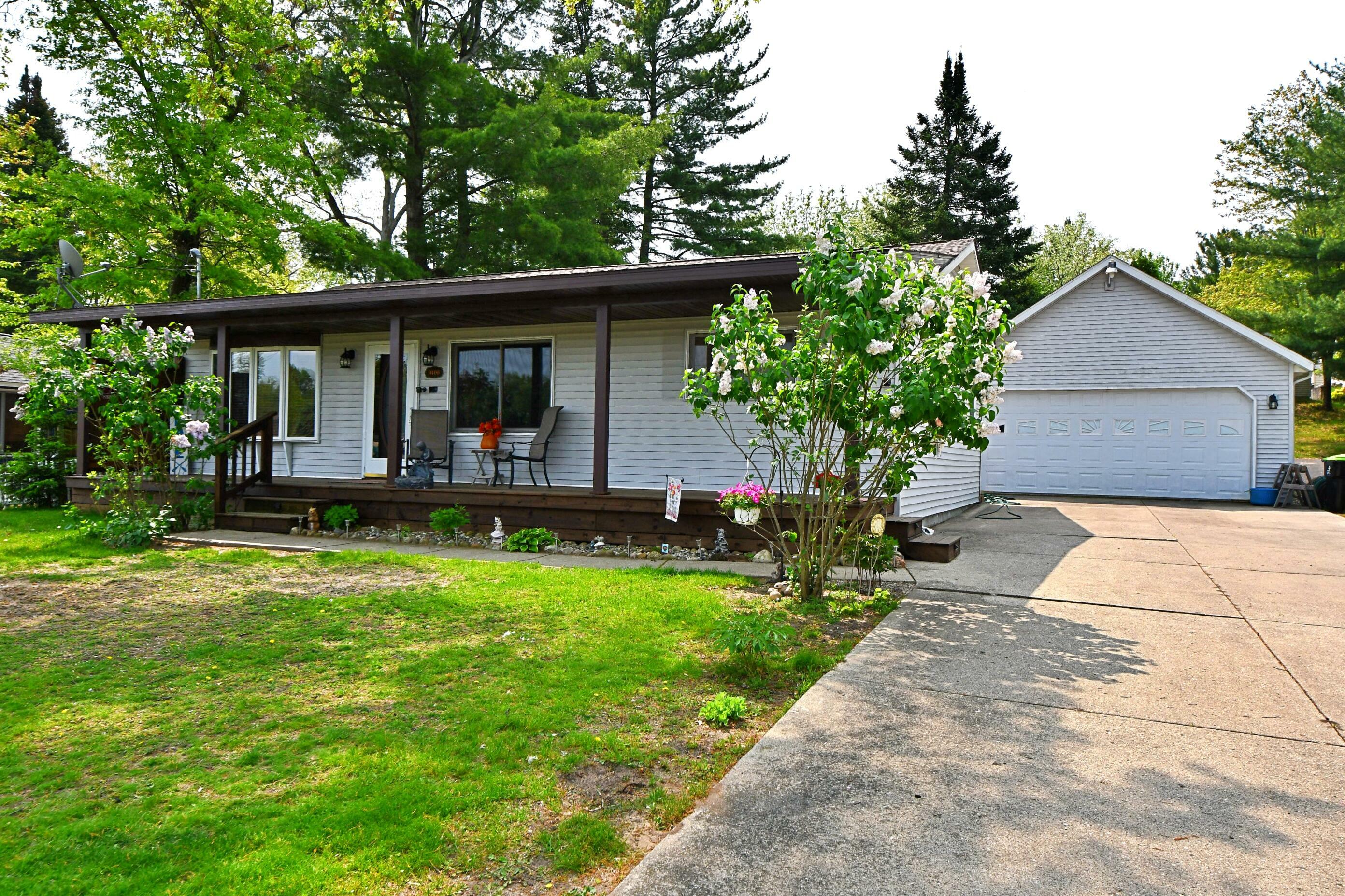 Property Photo: 9406 Adams Road MI 48656