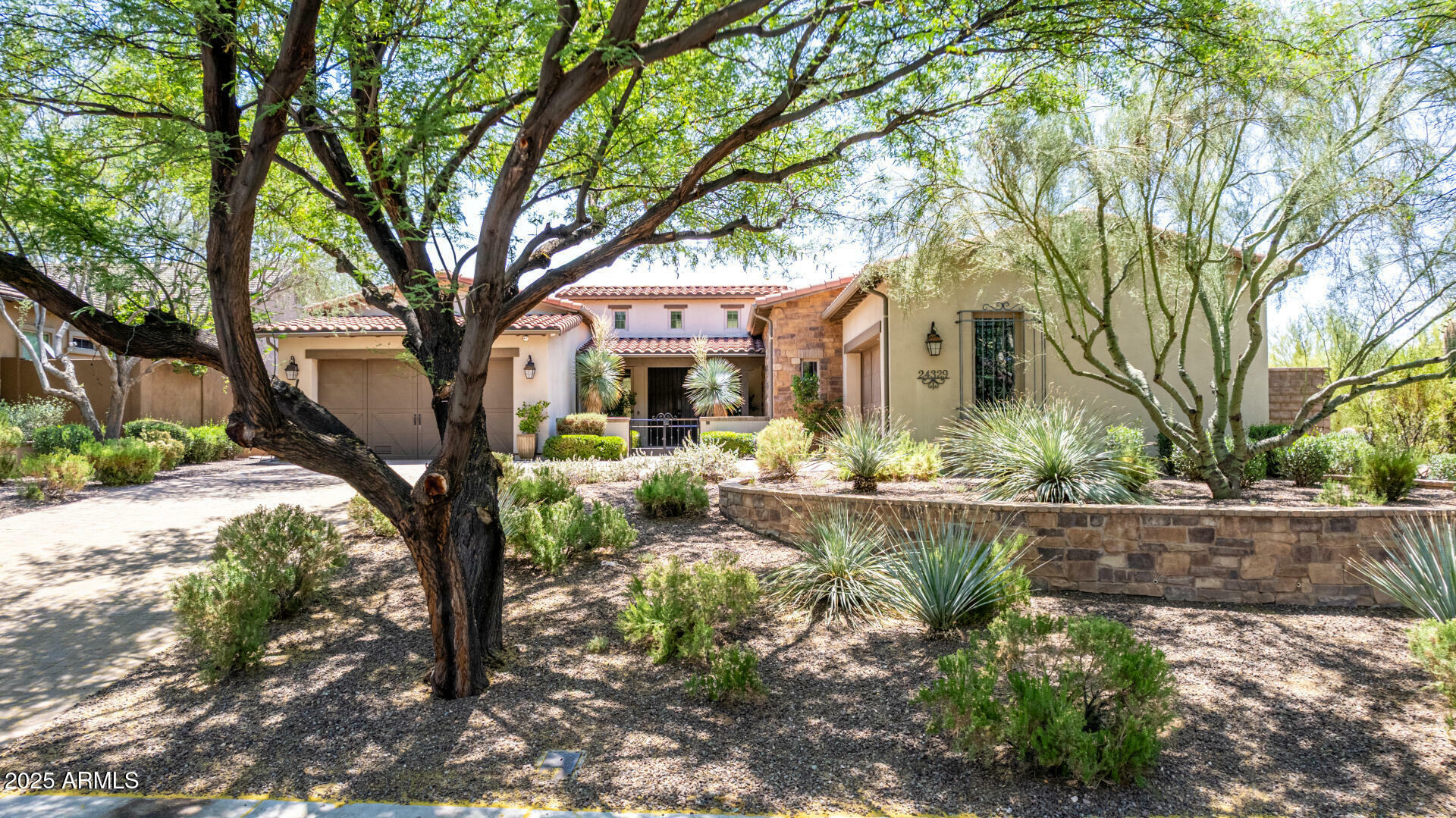 Property Photo: 24329 N 72nd Way AZ 85255