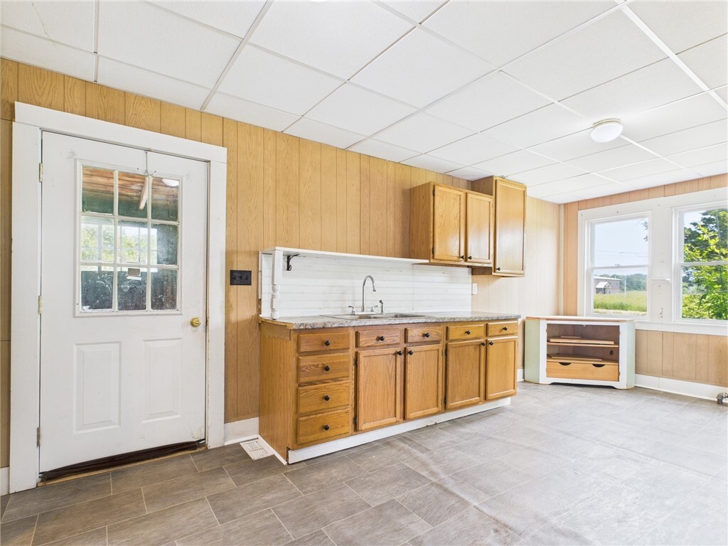 Property Photo:  2111 State Route 414  NY 14891 