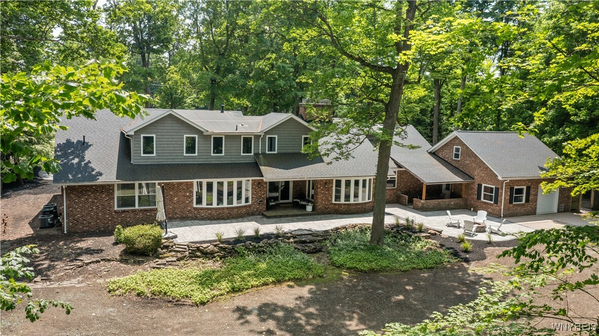 Property Photo:  9800 Hollingson Road  NY 14031 