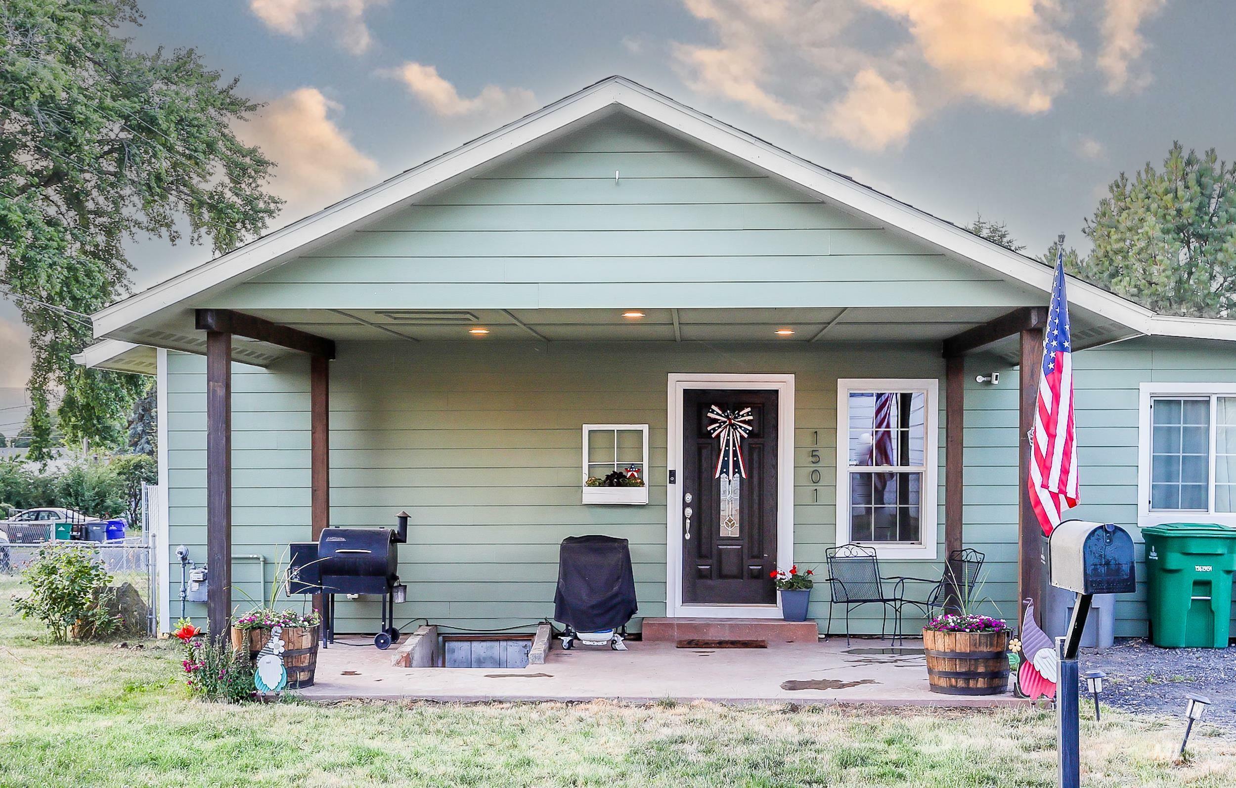 Property Photo: 1501 Cedar Ave. ID 83501