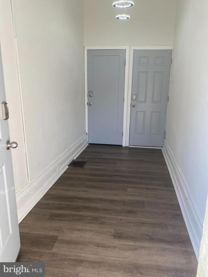Property Photo:  204 Academy Street S  NJ 08618 