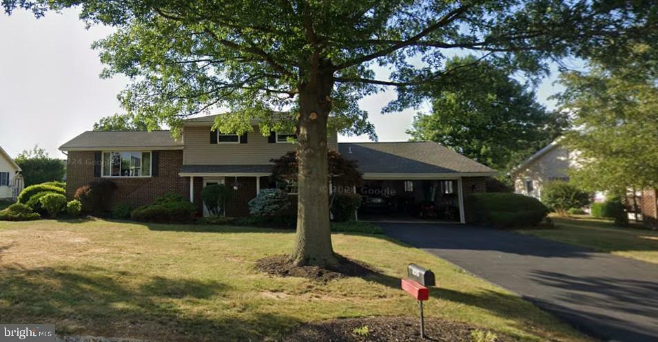 1425 Breezeview Drive  York PA 17404 photo