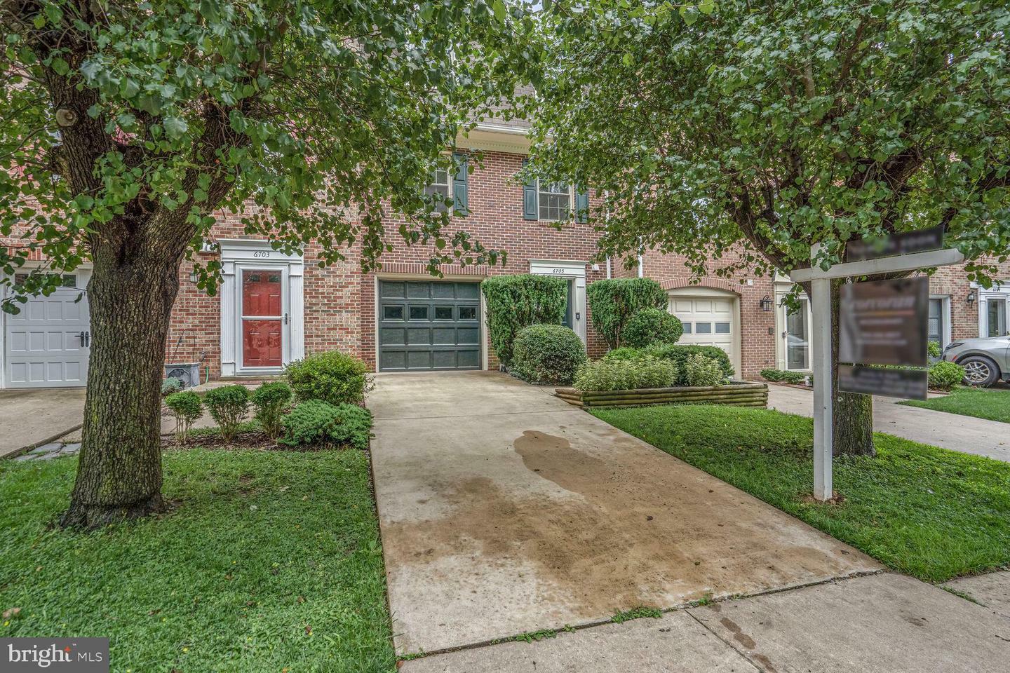 Property Photo:  6705 Sunset Woods Court  VA 22015 