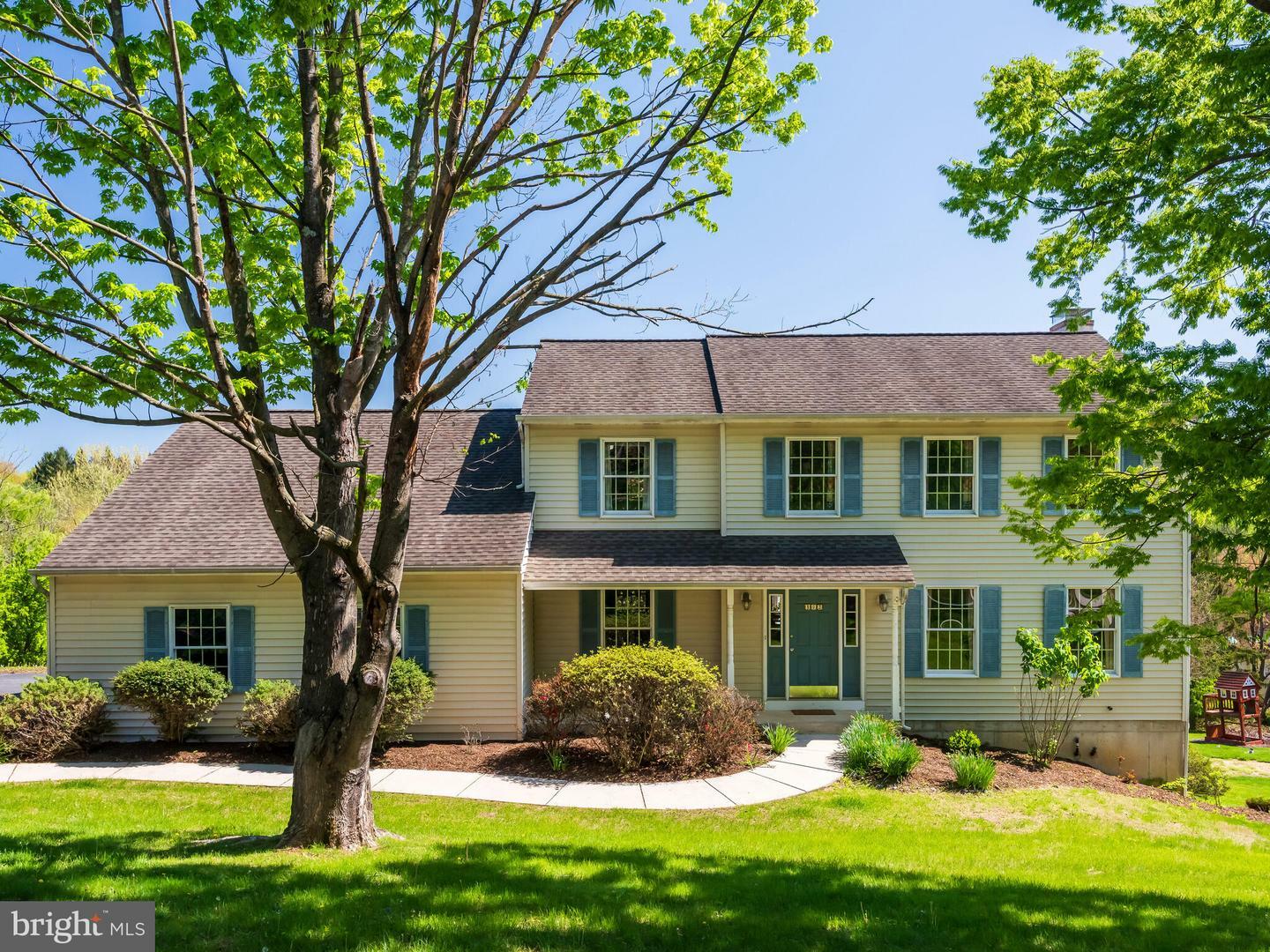102 Noble Drive  Downingtown PA 19335 photo