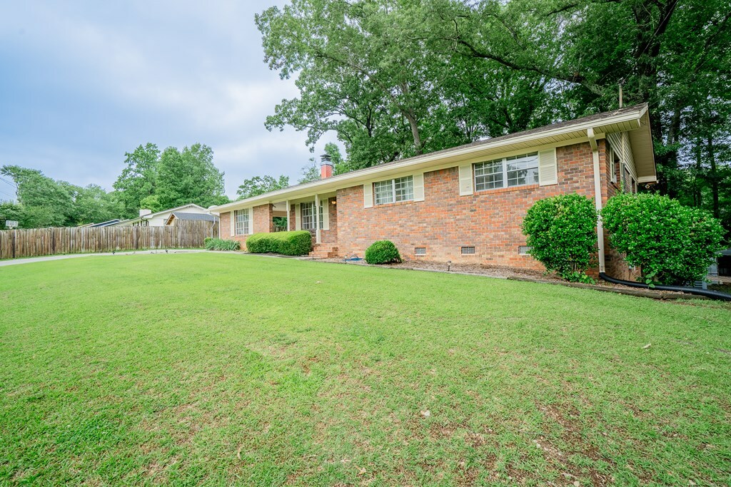 Property Photo: 400 Clear Oak Drive GA 30721