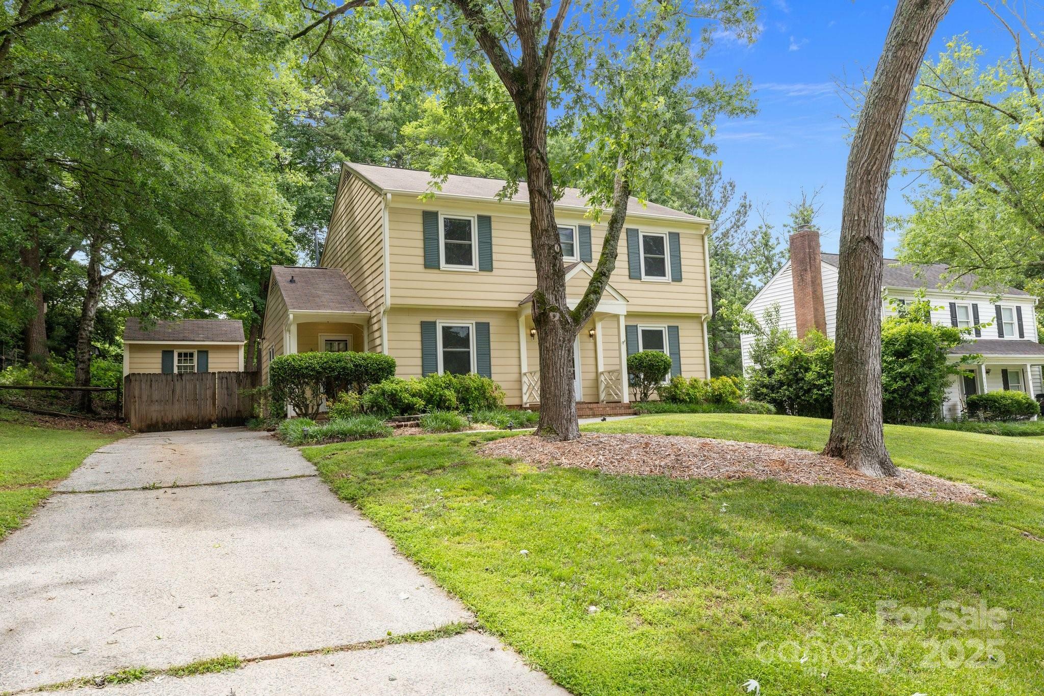 Property Photo:  906 Wishing Well Lane  NC 28270 