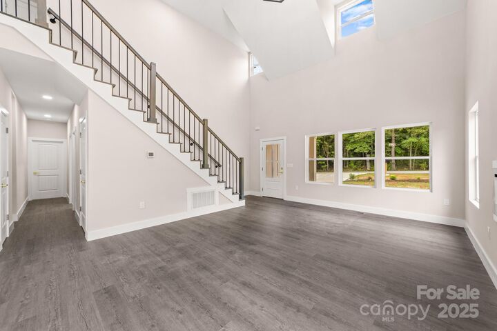 Property Photo: 1471 Marshbrooke Lane NC 28609