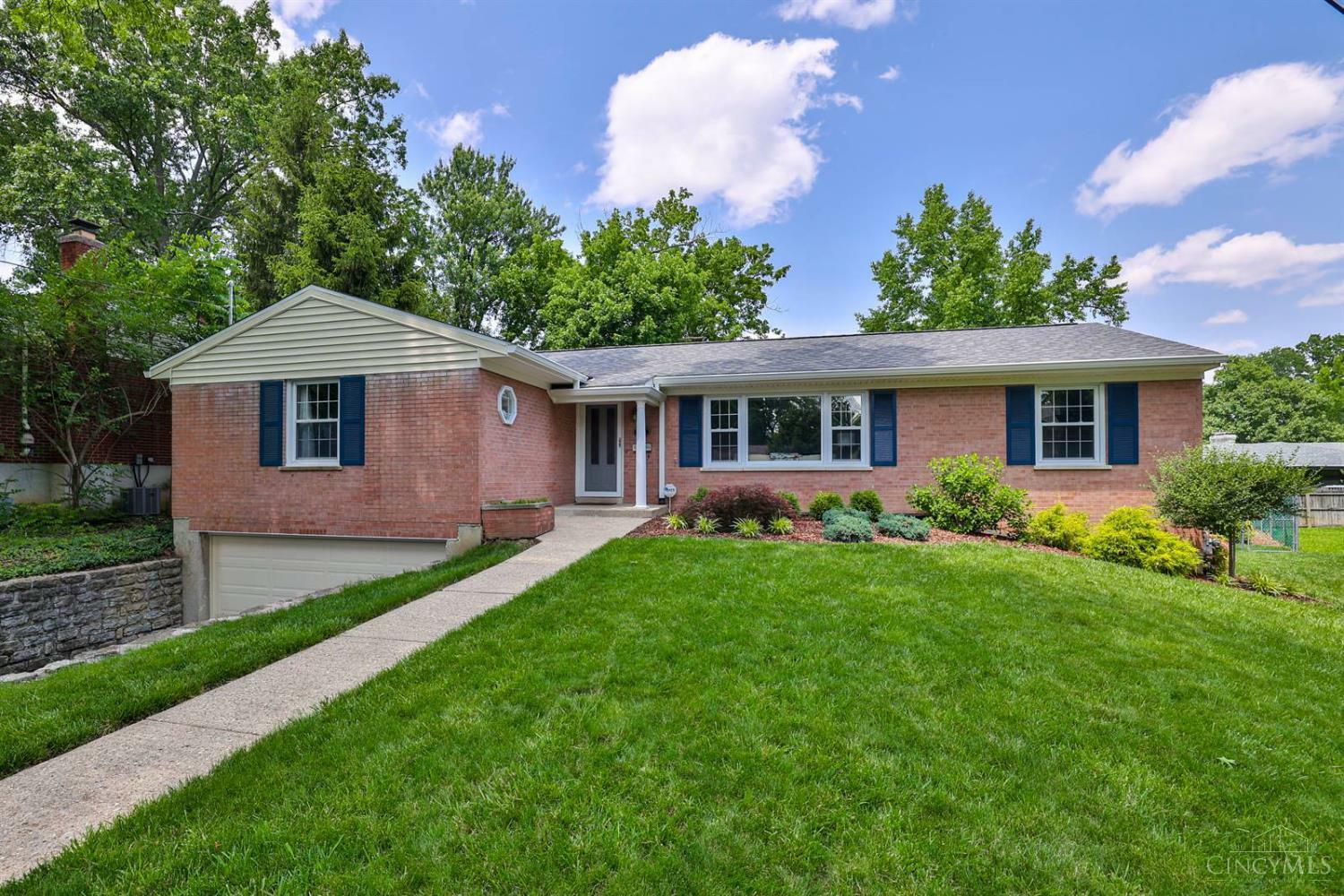 Property Photo: 6535 Teakwood Court OH 45224