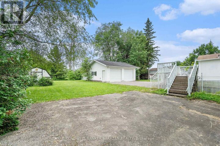 Property Photo:  139 Arthur Street  ON K7S 1A5 